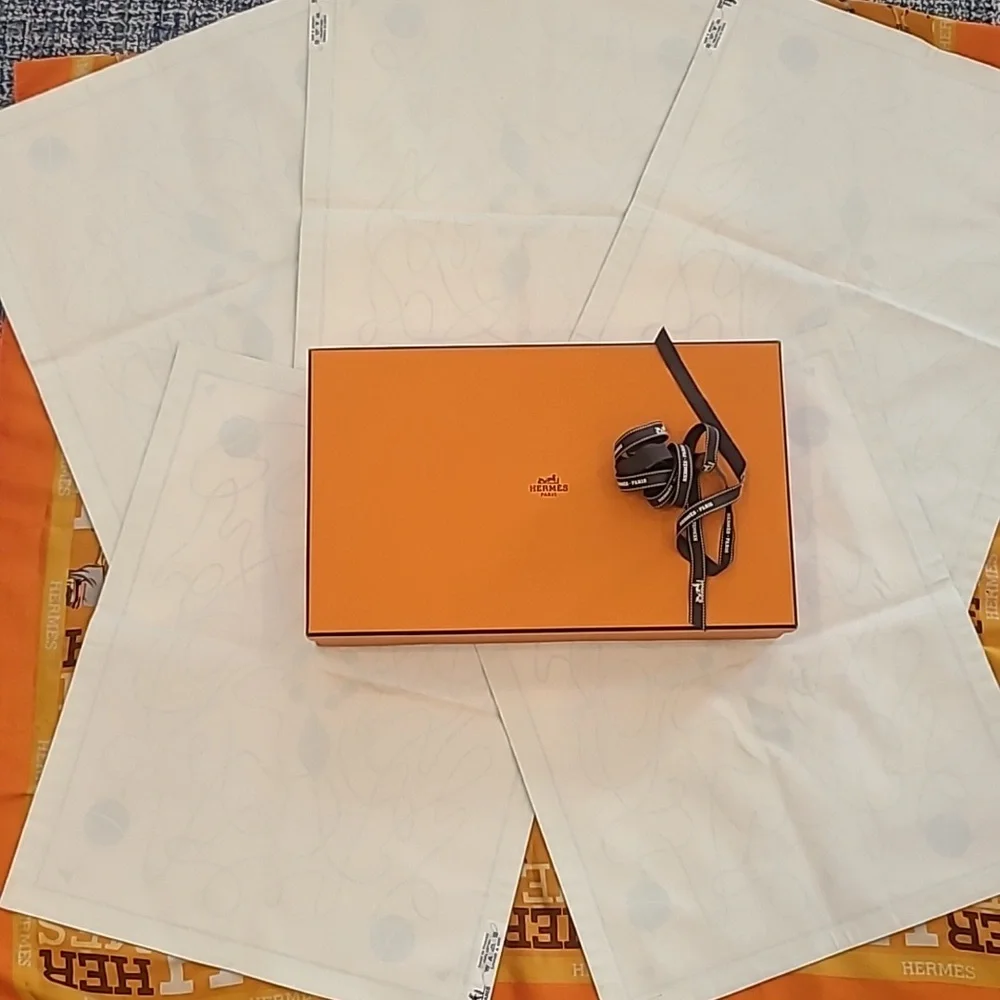 HERMÈS 1990s MARINER STYLE PLACEMATTS W/ORIGINAL BOX- UNUSED SET OF 5